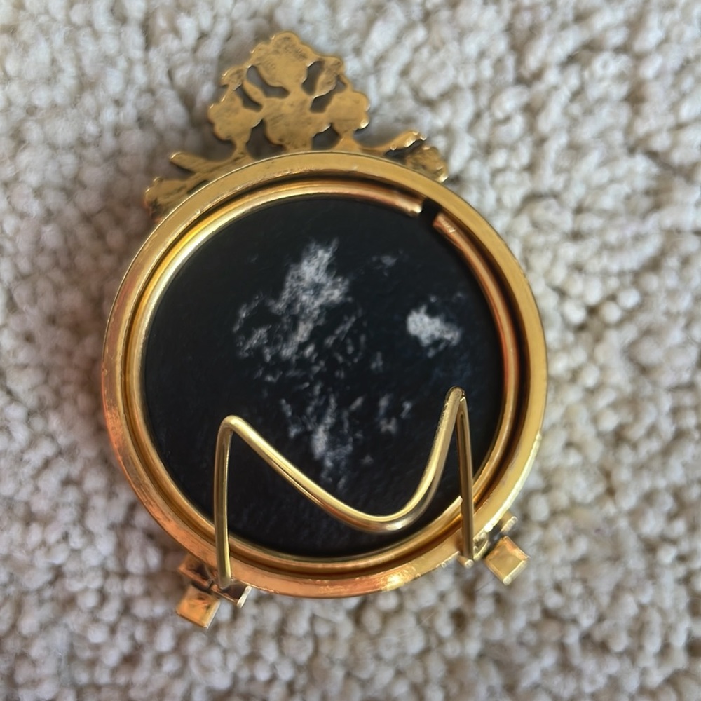 Small Gold Frame with Rhinestones- NEW - Picture 2 of 7